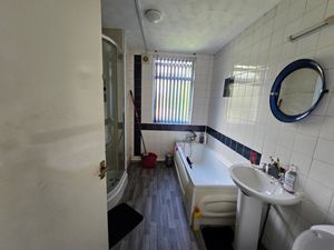 Photo 1- click for photo gallery